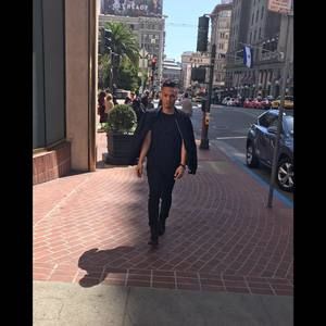 Meet your Posher, Chris